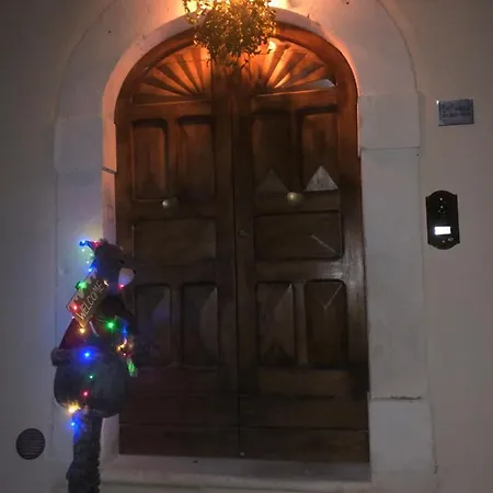 Visione Via Peltuino 19 公寓